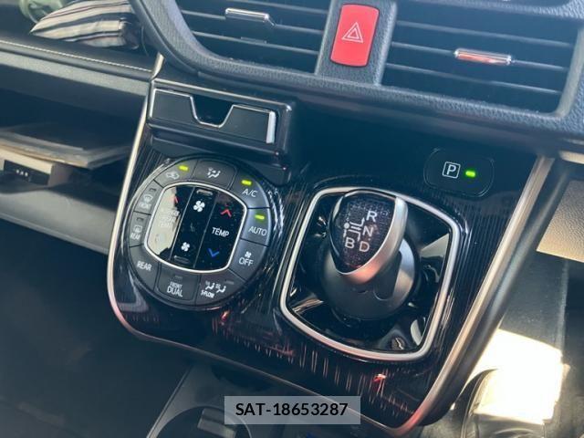Toyota ESQUIRE 2016-04 8780123-19