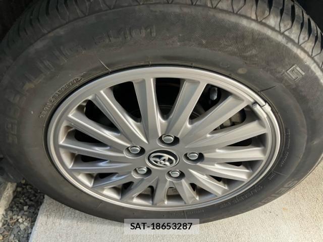 Toyota ESQUIRE 2016-04 8780123-4