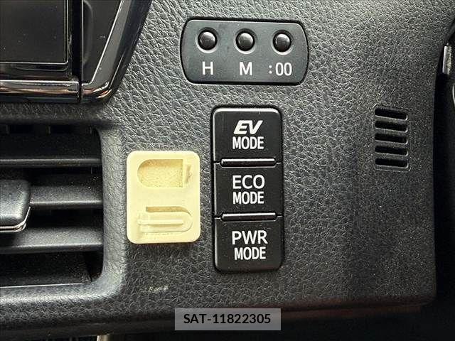 Toyota ESQUIRE 2016-04 8795887-25