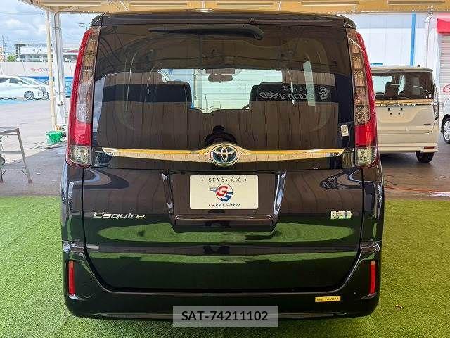 Toyota ESQUIRE 2015-09 8795890-15