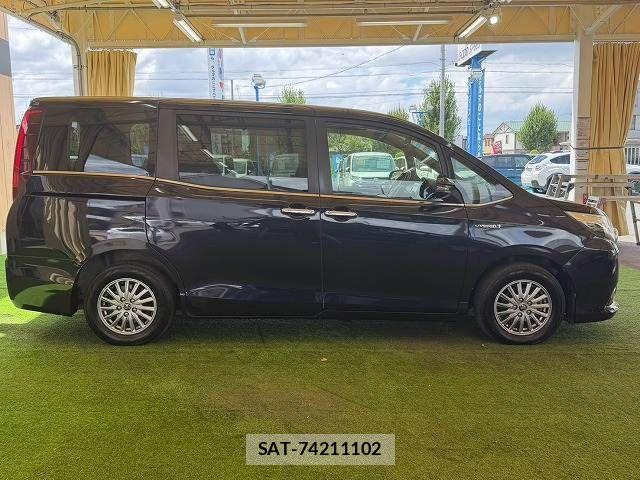 Toyota ESQUIRE 2015-09 8795890-16