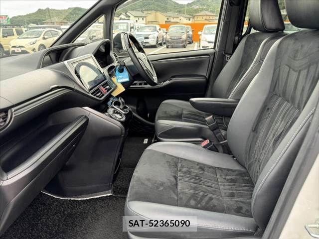 Toyota ESQUIRE 2020-01 8795882-17