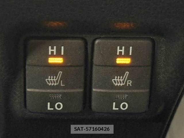 Toyota ESQUIRE 2019-09 8795888-7