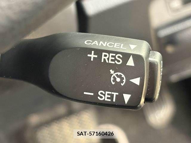 Toyota ESQUIRE 2019-09 8795888-8