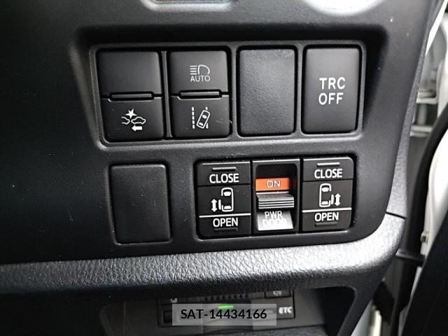 Toyota ESQUIRE 2016-01 8795886-16