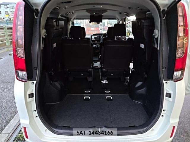 Toyota ESQUIRE 2016-01 8795886-25