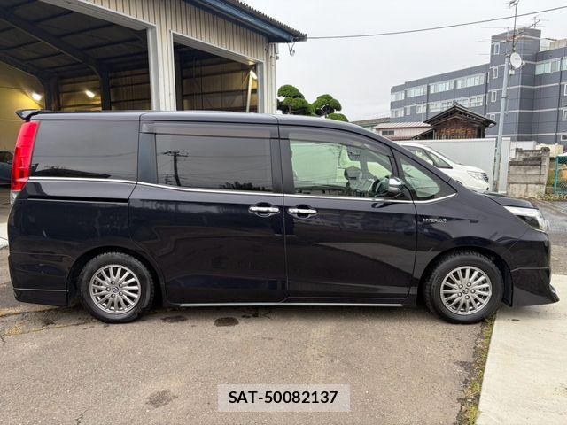 Toyota ESQUIRE 2016-12 8828927-7