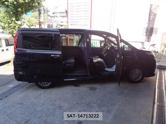 Toyota ESQUIRE 2017-04 8828925-9