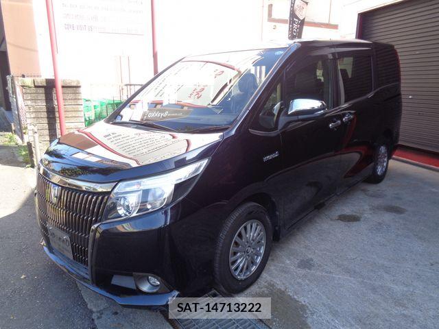 Toyota ESQUIRE 2017-04 8828925-20