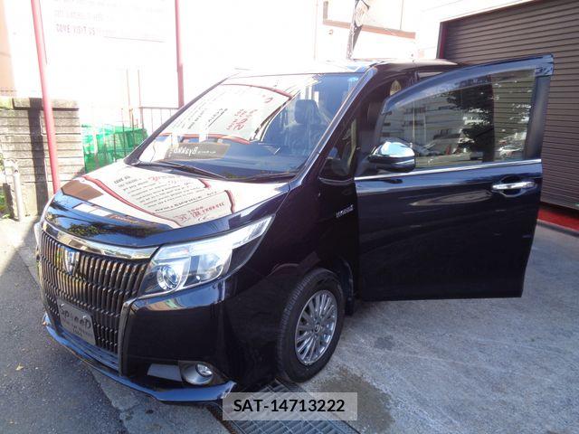 Toyota ESQUIRE 2017-04 8828925-21