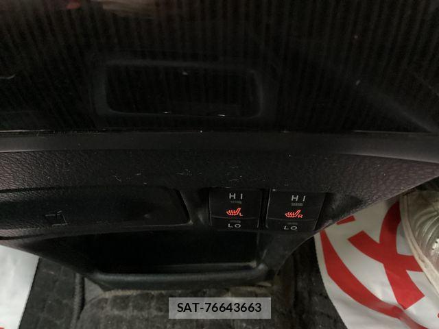 Toyota ESQUIRE 2017-08 8828924-7