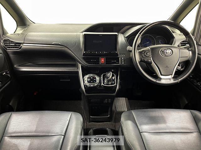 Toyota ESQUIRE 2017-11 8828922-1