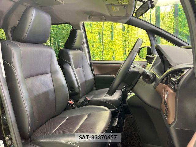 Toyota ESQUIRE 2015-04 8848895-7
