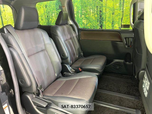 Toyota ESQUIRE 2015-04 8848895-8