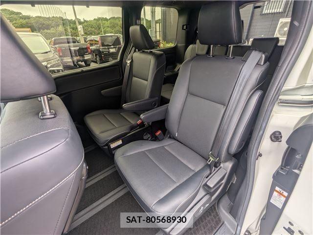 Toyota ESQUIRE 2017-09 8848896-13