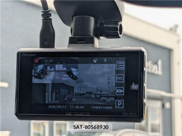 Toyota ESQUIRE 2017-09 8848896-28
