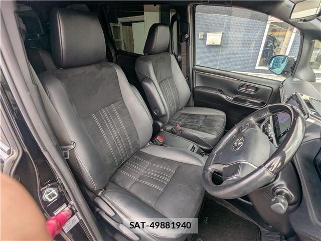 Toyota ESQUIRE 2020-12 8847886-9