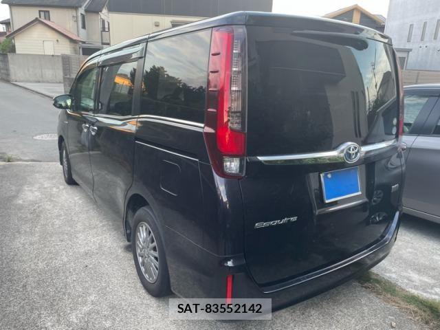 Toyota ESQUIRE 2015-02 8848897-3