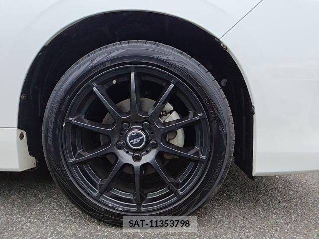 Toyota ESQUIRE 2015-12 8879652-10