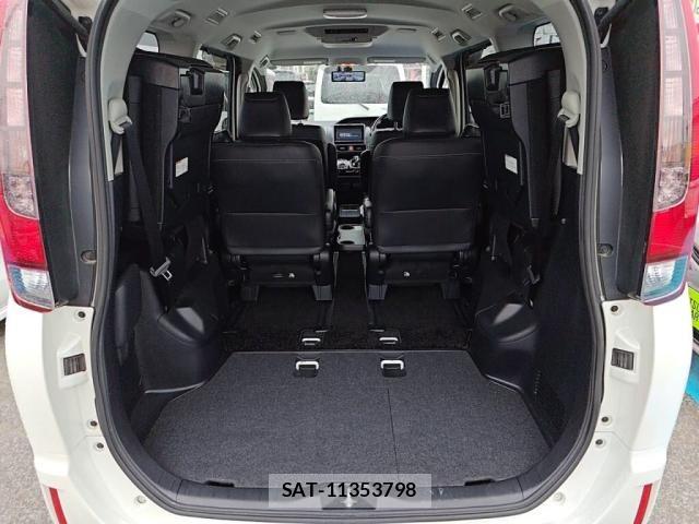 Toyota ESQUIRE 2015-12 8879652-26