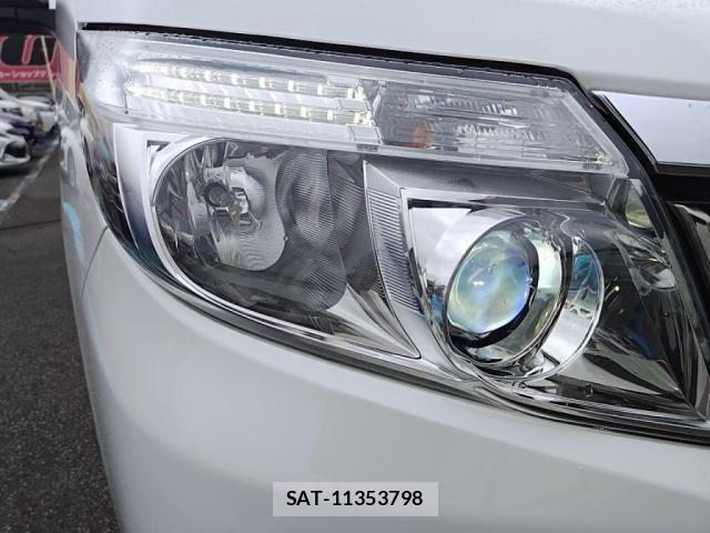 Toyota ESQUIRE 2015-12 8879652-8