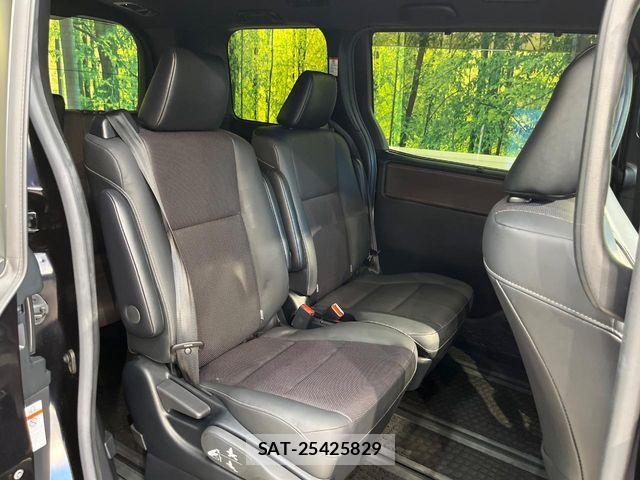 Toyota ESQUIRE 2021-06 8879646-8