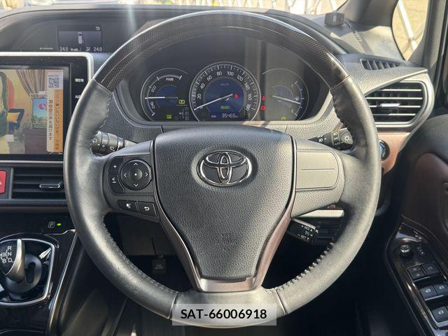 Toyota ESQUIRE 2018-03 8879650-15