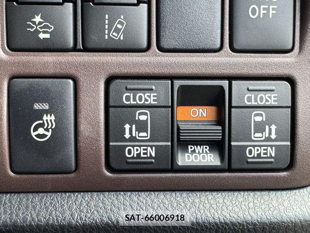 Toyota ESQUIRE 2018-03 8879650-22