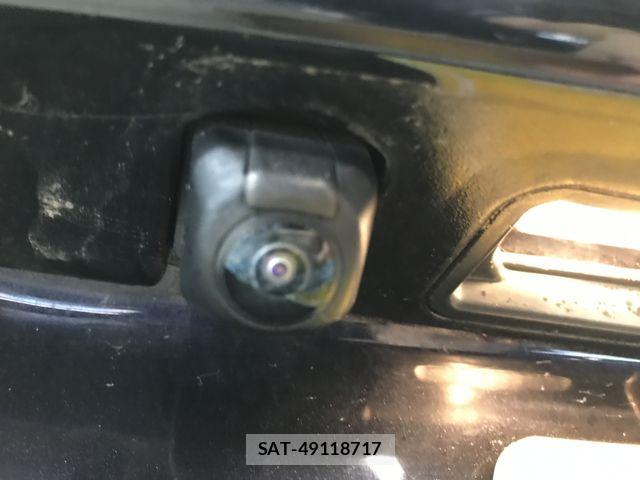 Toyota ESQUIRE 2020-01 8879647-24