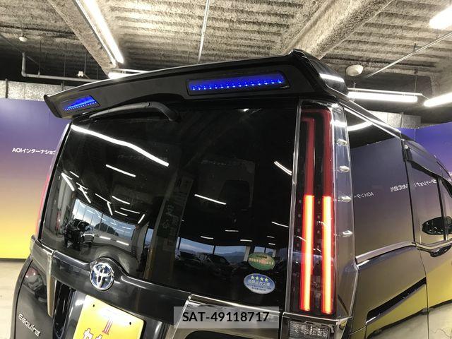 Toyota ESQUIRE 2020-01 8879647-26