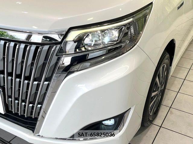 Toyota ESQUIRE 2018-01 8879649-12