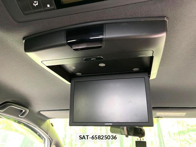 Toyota ESQUIRE 2018-01 8879649-3