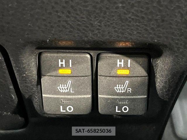 Toyota ESQUIRE 2018-01 8879649-6