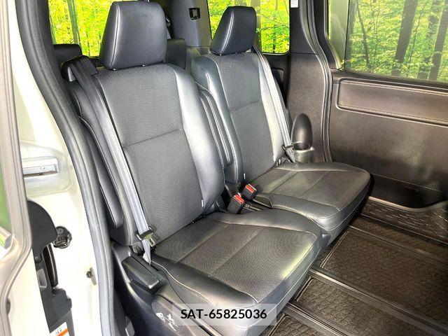 Toyota ESQUIRE 2018-01 8879649-8