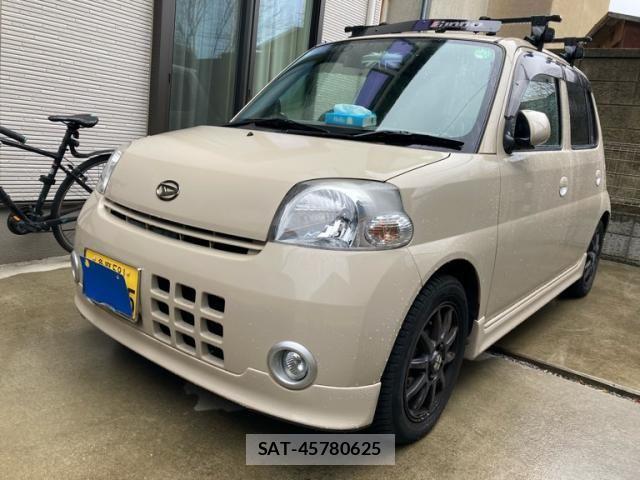 Daihatsu ESSE 2009-07 5867331-1