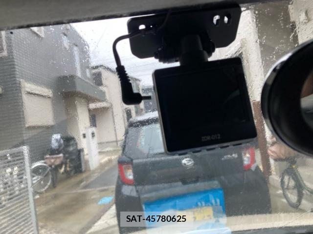 Daihatsu ESSE 2009-07 5867331-22