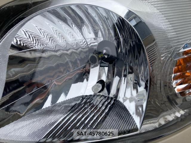 Daihatsu ESSE 2009-07 5867331-3
