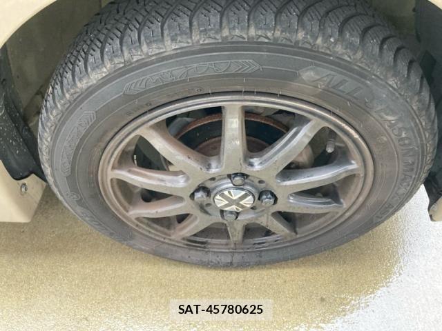 Daihatsu ESSE 2009-07 5867331-8