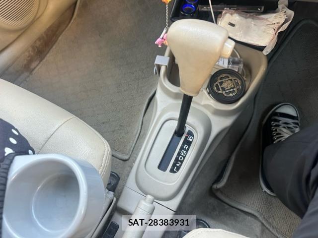 Daihatsu ESSE 2007-05 7218173-11