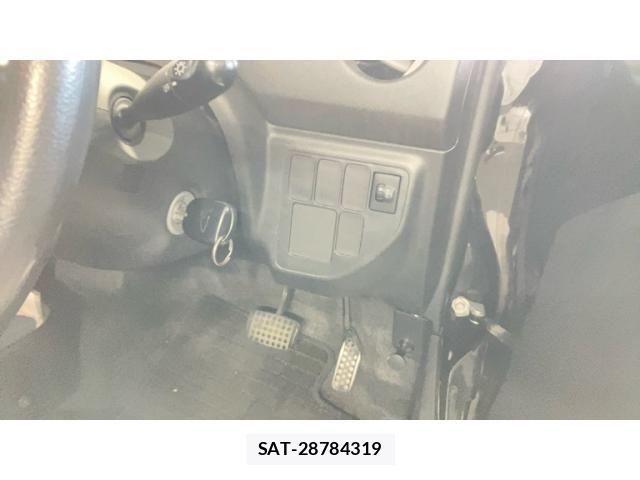 Daihatsu ESSE 2010-11 7250730-12