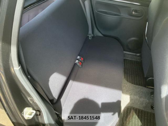 Daihatsu ESSE 2011-07 7326951-9