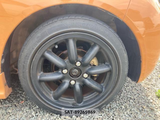 Daihatsu ESSE 2009-11 7454170-8