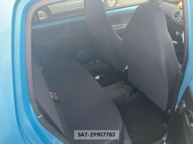 Daihatsu ESSE 2010-01 7562083-10