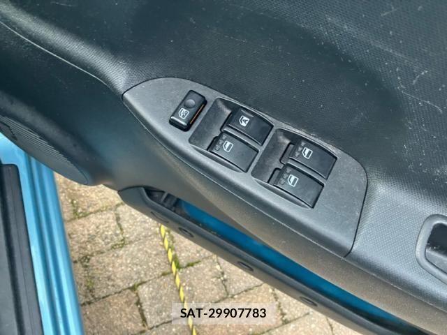 Daihatsu ESSE 2010-01 7562083-12