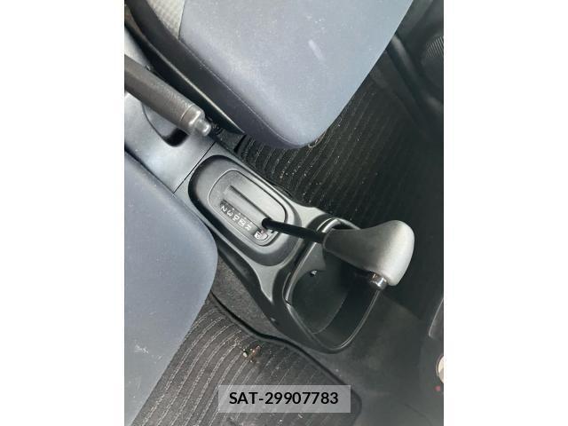 Daihatsu ESSE 2010-01 7562083-16