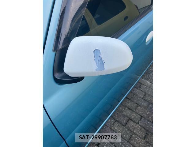 Daihatsu ESSE 2010-01 7562083-20