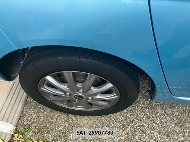 Daihatsu ESSE 2010-01 7562083-3