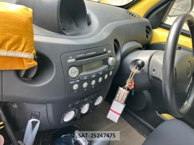 Daihatsu ESSE 2010-06 7562081-13