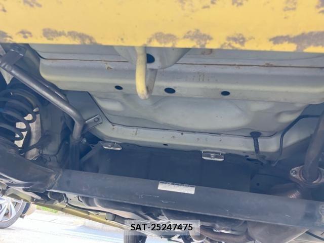 Daihatsu ESSE 2010-06 7562081-15