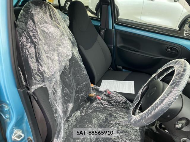 Daihatsu ESSE 2010-07 7616436-8